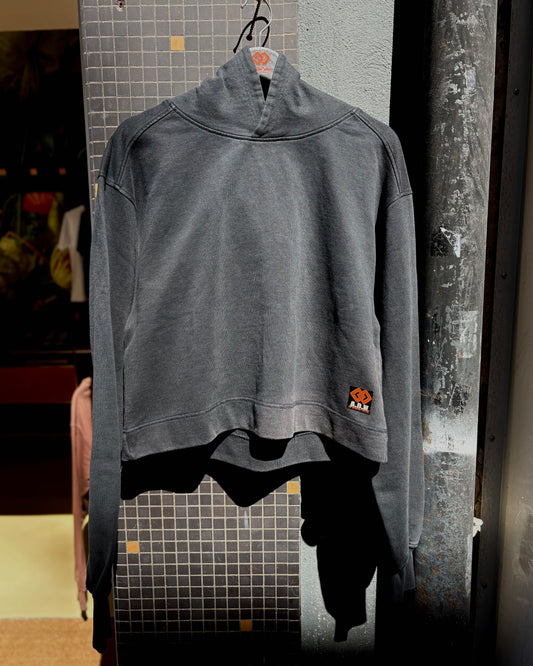 THE CROPPED HOODIE VNT/BLK