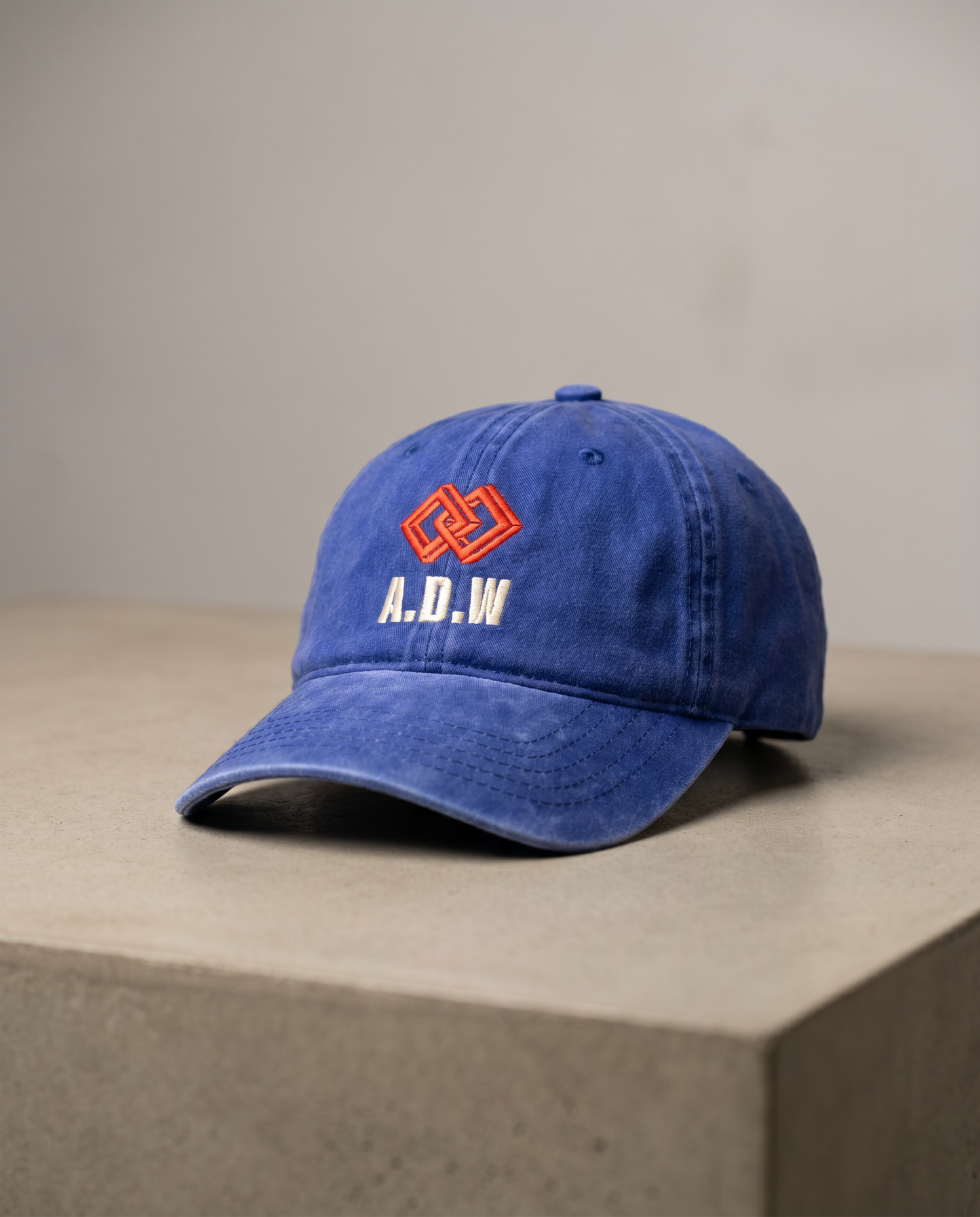 THE BOLD CAP – NEW