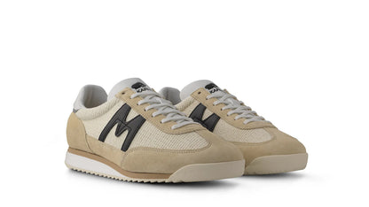 KARHU Mestari 76 Boulder / Jet Black
