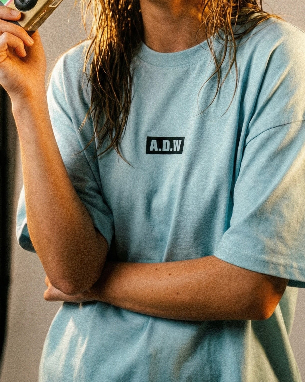 THE OVERSIZED BOXLOGO – LIGHT BLUE