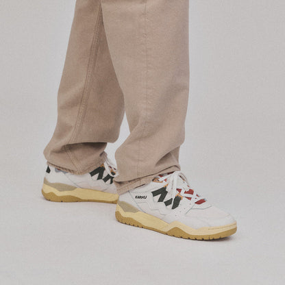 Karhu Fusion XT – Blanc de Blanc / Pineneedle