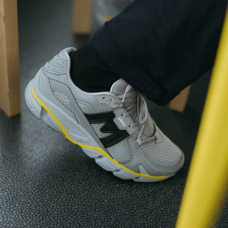 KARHU Super Fulcrum GRAY REFLECTIVE / JET BLACK