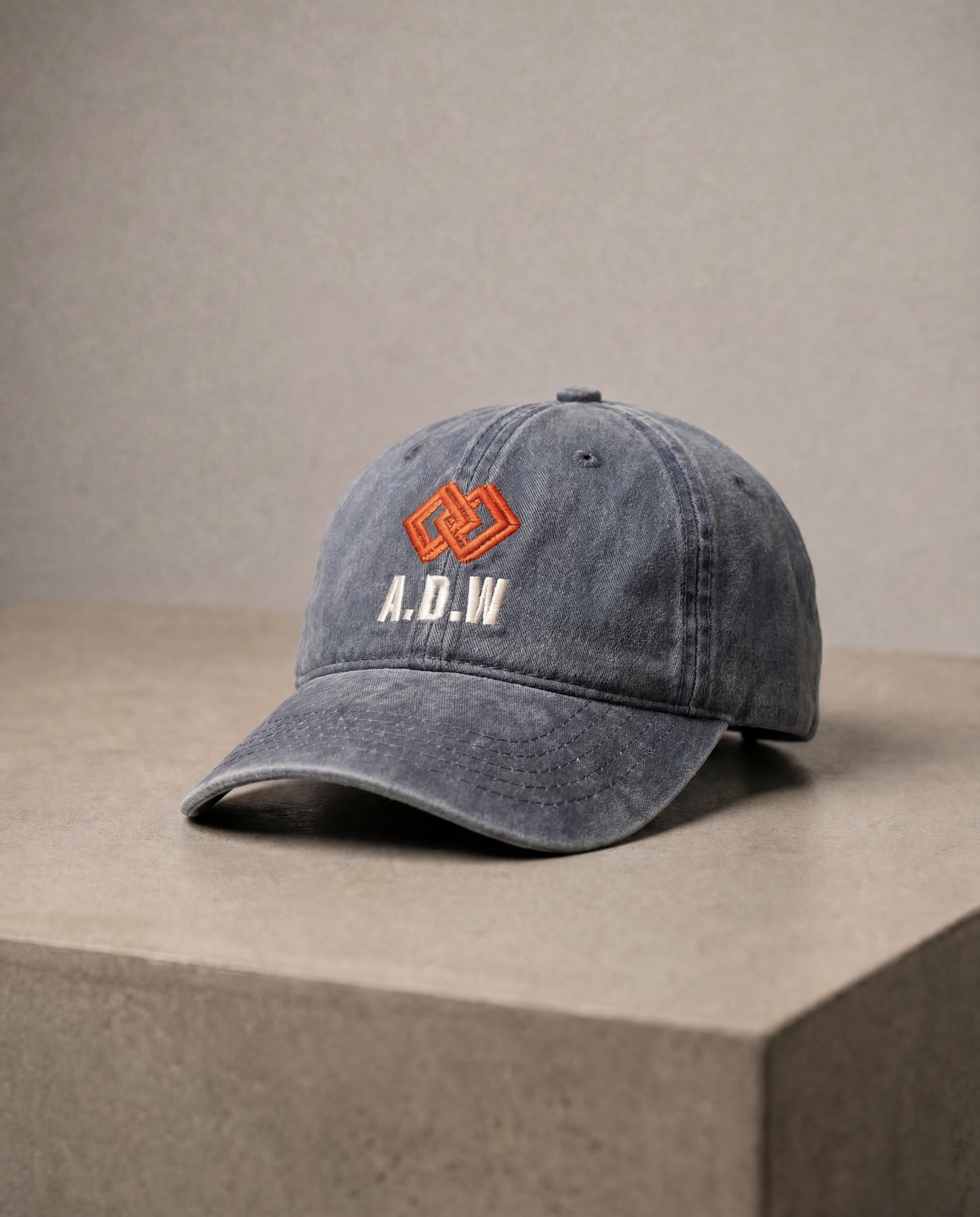 THE BOLD CAP – NEW