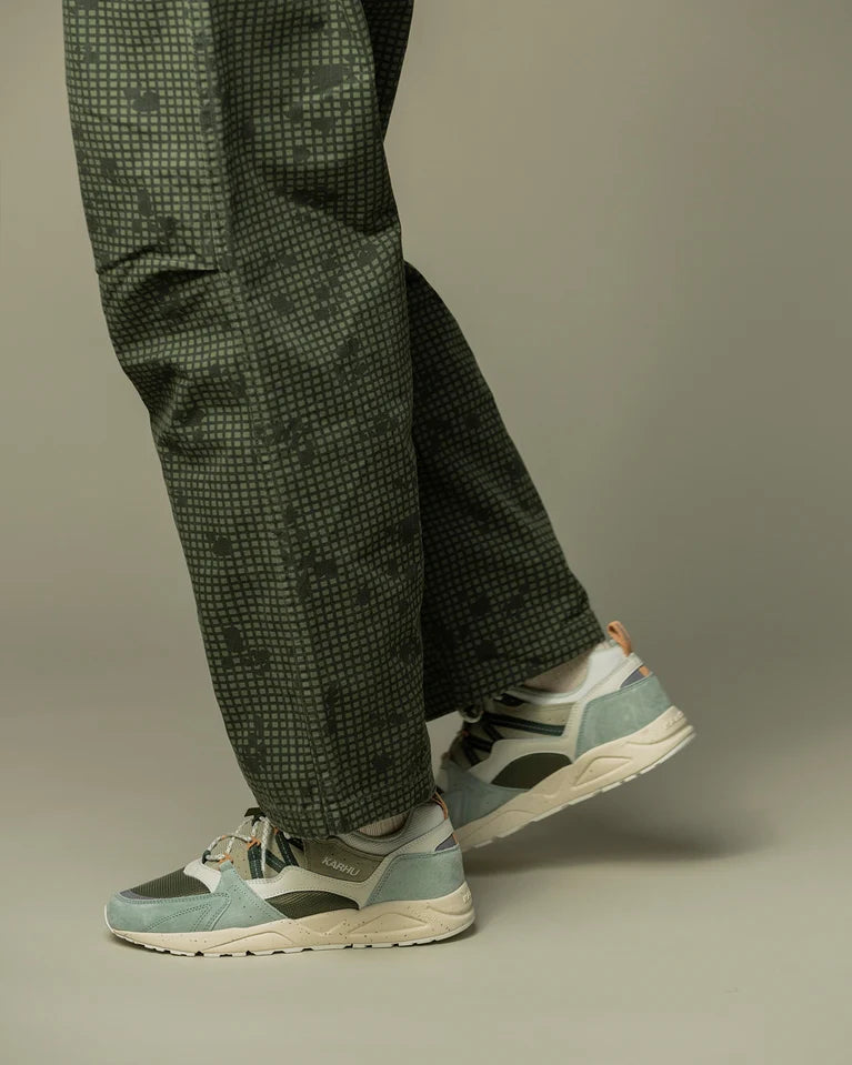 KARHU FUSION 2.0 SEA FOAM PINENEEDLE Sneaker