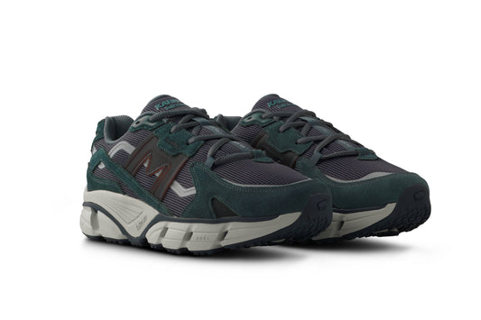 KARHU Super Fulcrum India Ink / Black