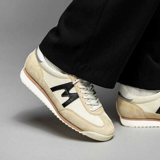KARHU Mestari 76 Boulder / Jet Black