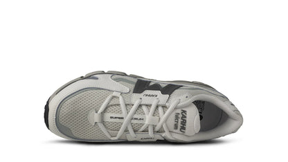 KARHU Super Fulcrum Blanc de Blanc / Dark Gull Gray