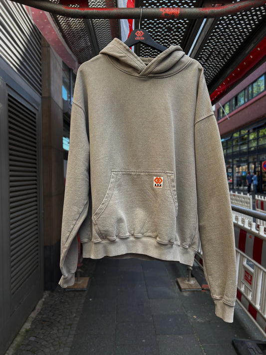 THE OVERSIZED HOODED SWEAT FADED DUNE