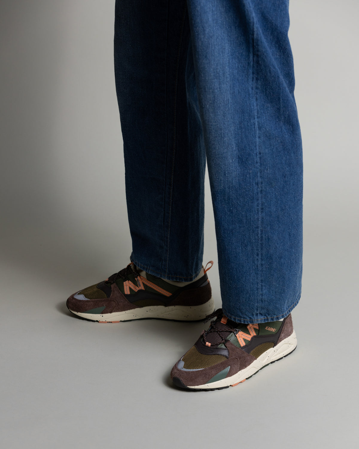 KARHU FUSION 2.0 Shaved Chocolate / Peach Bloom