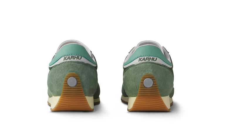 KARHU Mestari 76 Tea / Lichen Flower Pack Sneaker